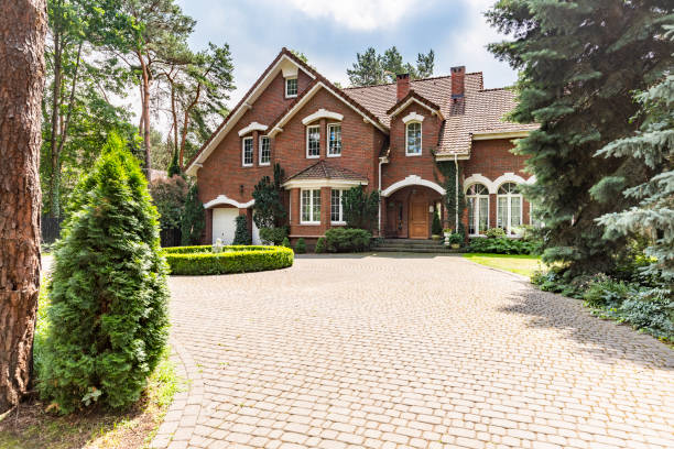 Best Driveway Resurfacing Pavers  in Charleston, WV